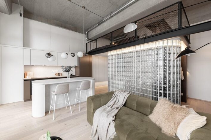 Luxfery v hlavní roli - interiér bytu | Záhorovská Architekt